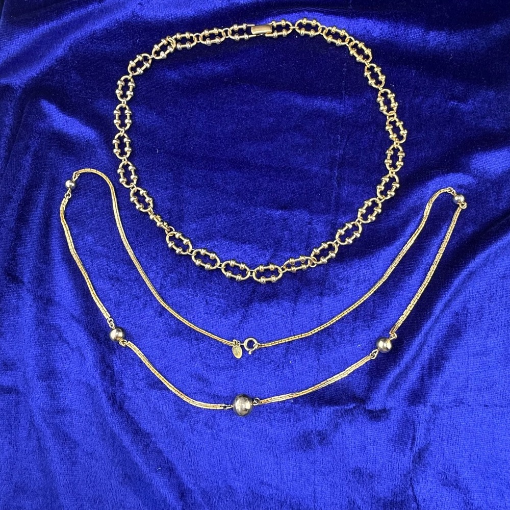 Vintage Avon Necklace Lot Gold Tone Chain Signed 19" 26"